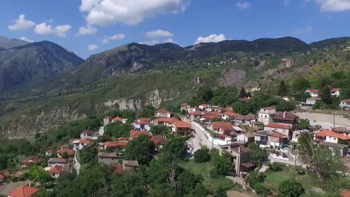 geografikoi.gr - 10 κορυφαίοι Χριστουγεννιάτικοι προορισμοί στην Ελλάδα για το 2023