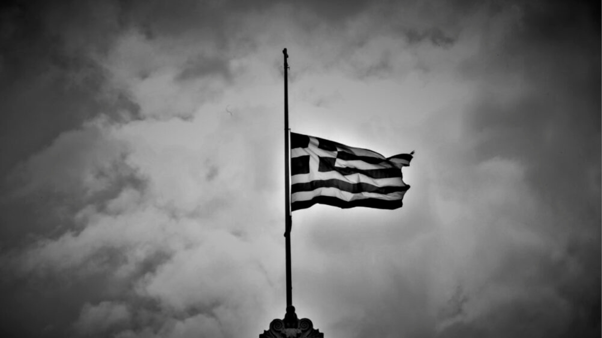 Τριήμερο εθνικό πένθος με απόφαση του Πρωθυπουργού