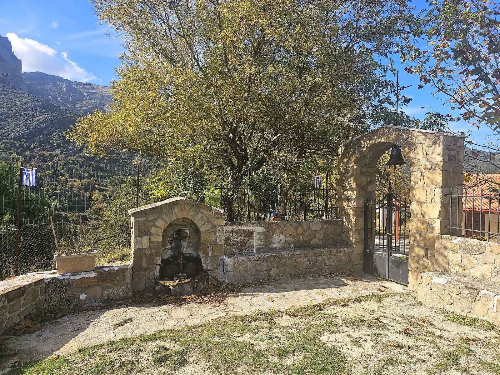Gelini - Church - Corinthia