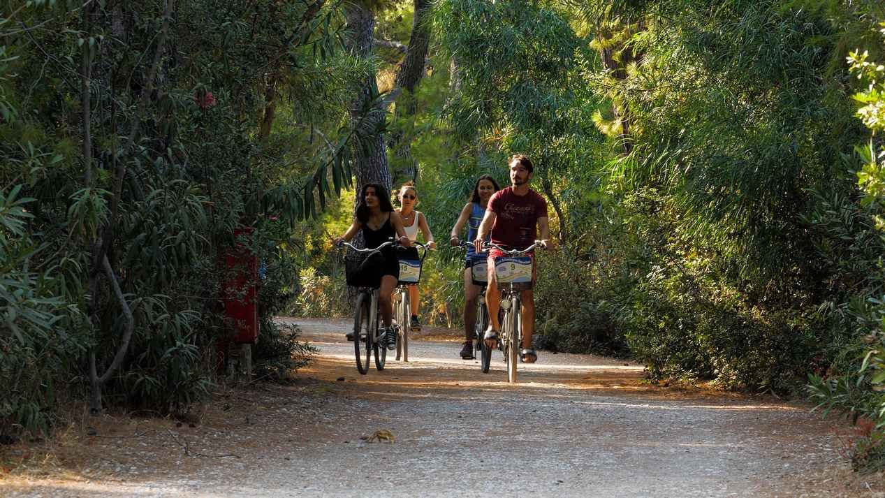 Ξυλόκαστρο - Ευρωστίνη - Πευκιάς 