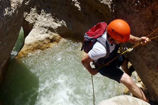Το φαράγγι του Αγίου Λουκά: Συμβουλές & αφηγήσεις ενός αθλητή canyoning